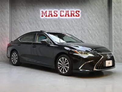 2022 لكزس إي إس 300إتش