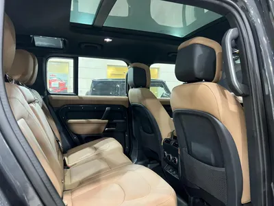 2025 لاند روفر ديفيندر اتش اس اي