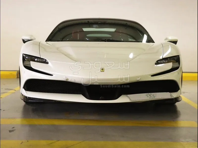 2021 فيراري اس اف 90 سترادالي