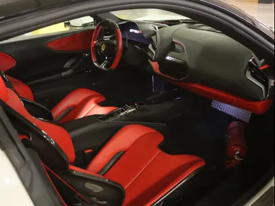 2021 فيراري اس اف 90 سترادالي