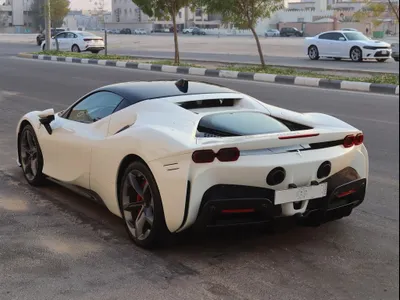 2021 فيراري اس اف 90 سترادالي