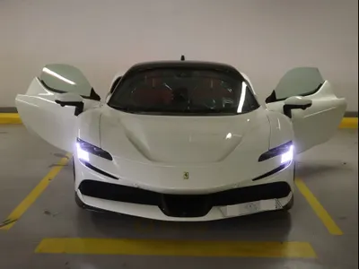 2021 فيراري اس اف 90 سترادالي