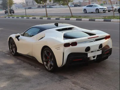 2021 فيراري اس اف 90 سترادالي