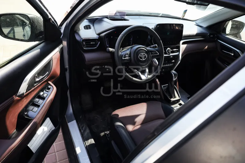 2026 تويوتا اوربان كروزر