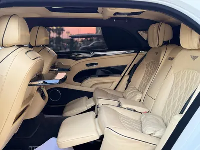 2018 بنتلي مولسان