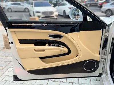 2018 بنتلي مولسان