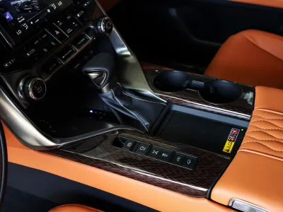 2025 لكزس إل إكس 600 بلاك اديشن