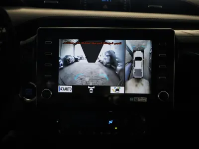 2025 تويوتا هاي لوكس جي ار  رالي