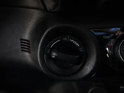 2025 تويوتا هاي لوكس جي ار  رالي