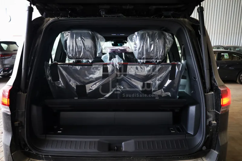 2025 تويوتا لاند كروزر جي ار سبورت