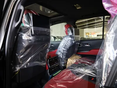 2025 تويوتا لاند كروزر جي ار سبورت