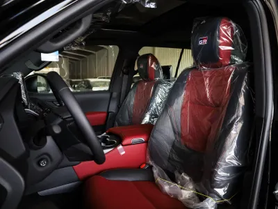 2025 تويوتا لاند كروزر جي ار سبورت