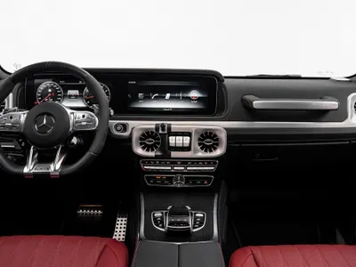 2024 مرسيدس - بنز جي 63 أي إم جي