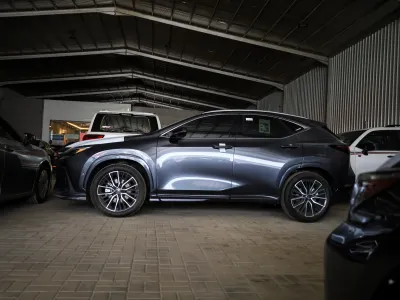 2025 لكزس إن إكس 350