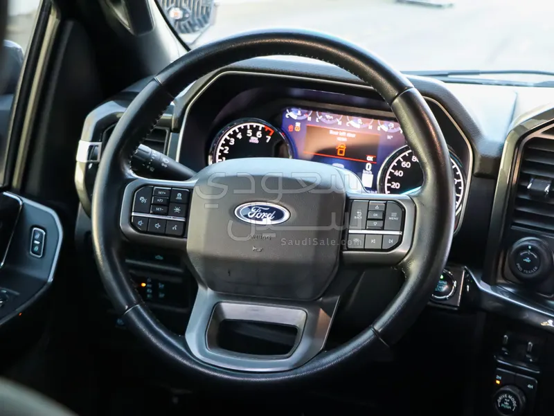 2021 فورد اف 150 اكس ال تي