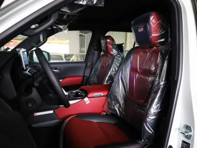 2025 تويوتا لاند كروزر جي ار سبورت