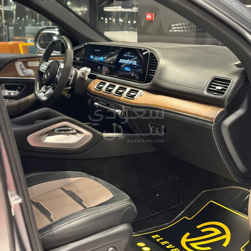 2021 مرسيدس - بنز جي إل إي 63إس أي إم جي