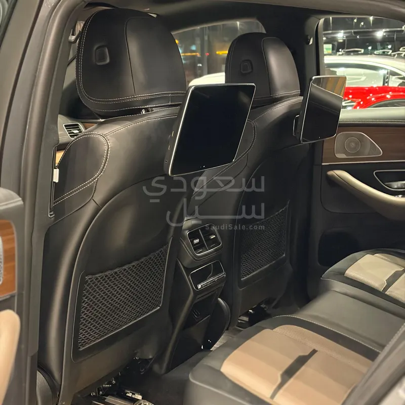 2021 مرسيدس - بنز جي إل إي 63إس أي إم جي