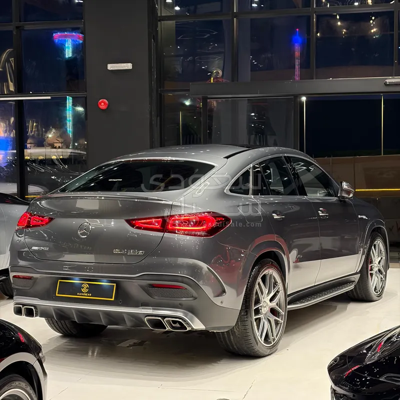 2021 مرسيدس - بنز جي إل إي 63إس أي إم جي