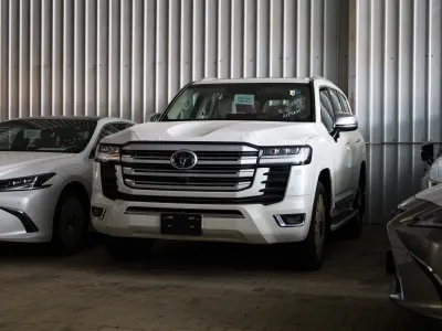 2024 تويوتا لاند كروزر في اكس