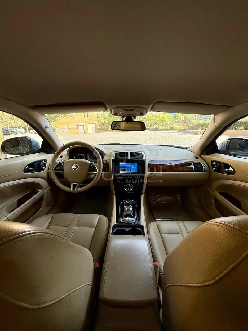 2013 جاكوار اكس كي