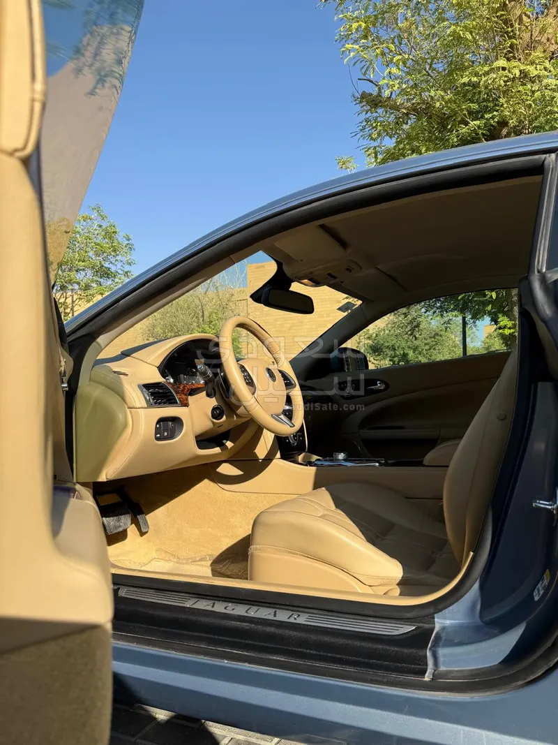 2013 جاكوار اكس كي