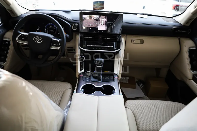 2025 تويوتا لاند كروزر جي اكس ار