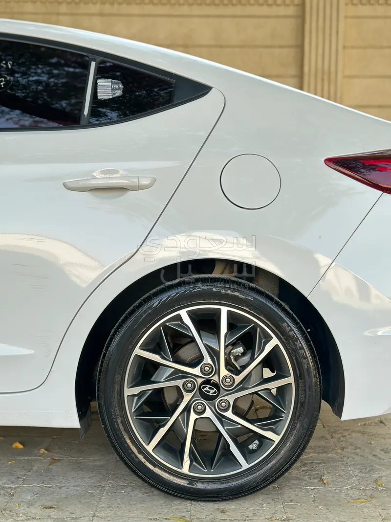 2020 هيونداي النترا