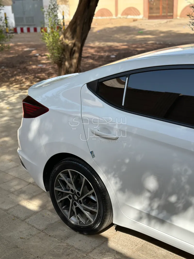 2020 هيونداي النترا