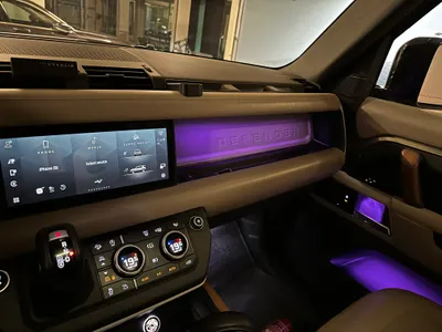 2020 لاند روفر ديفيندر 110