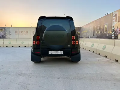 2020 لاند روفر ديفيندر 110