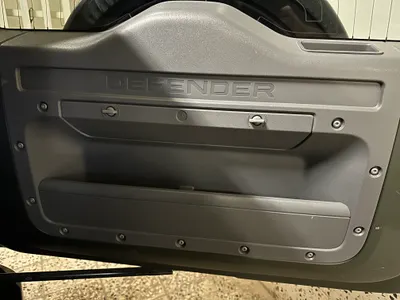 2020 لاند روفر ديفيندر 110