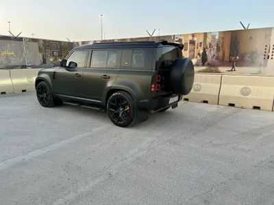 2020 لاند روفر ديفيندر 110