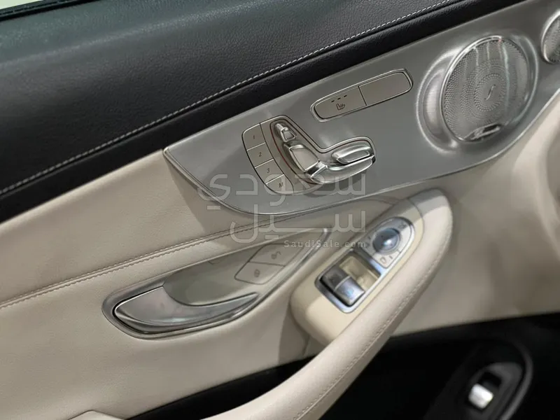 2017 مرسيدس - بنز سي 300