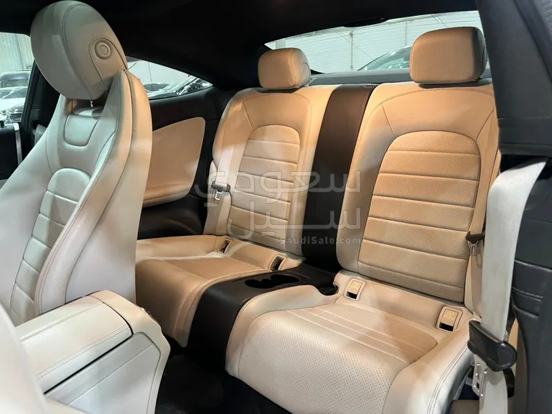 2017 مرسيدس - بنز سي 300