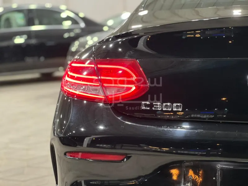 2017 مرسيدس - بنز سي 300
