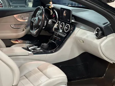 2017 مرسيدس - بنز سي 300