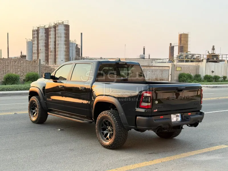 2022 دودج رام تي ار اكس