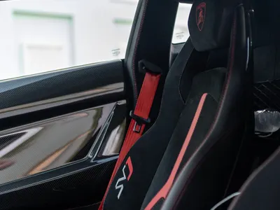 2021 لمبرجيني افنتادور إس في جاي