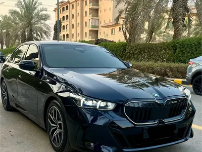 2024 بي ام دبليو الفئة الخامسة 520 أي إم كت