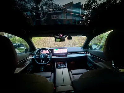 2024 بي ام دبليو الفئة الخامسة 520 أي إم كت