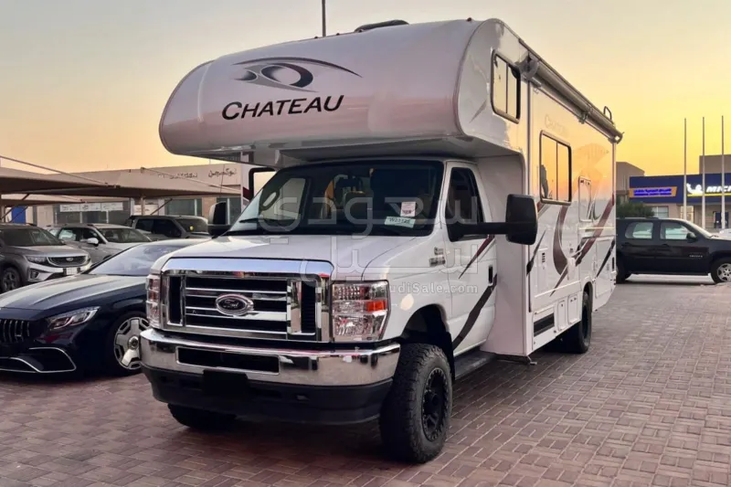 2023 فورد موتر هوم كارافان