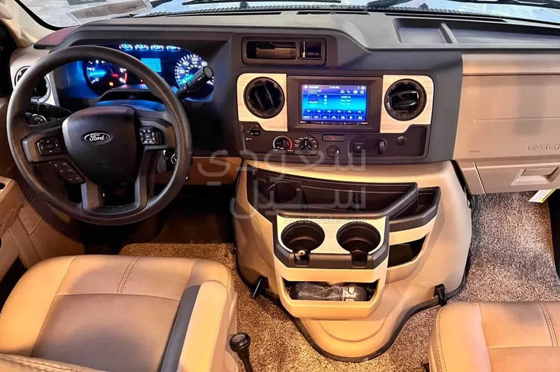 2023 فورد موتر هوم كارافان