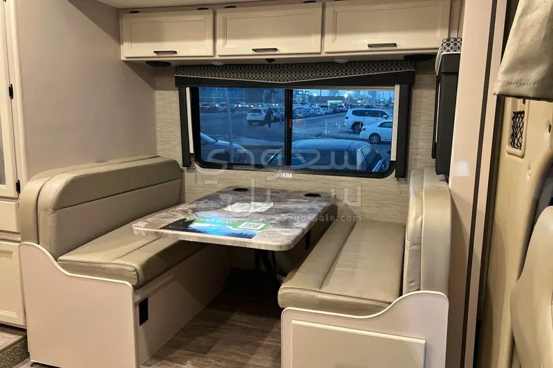 2023 فورد موتر هوم كارافان