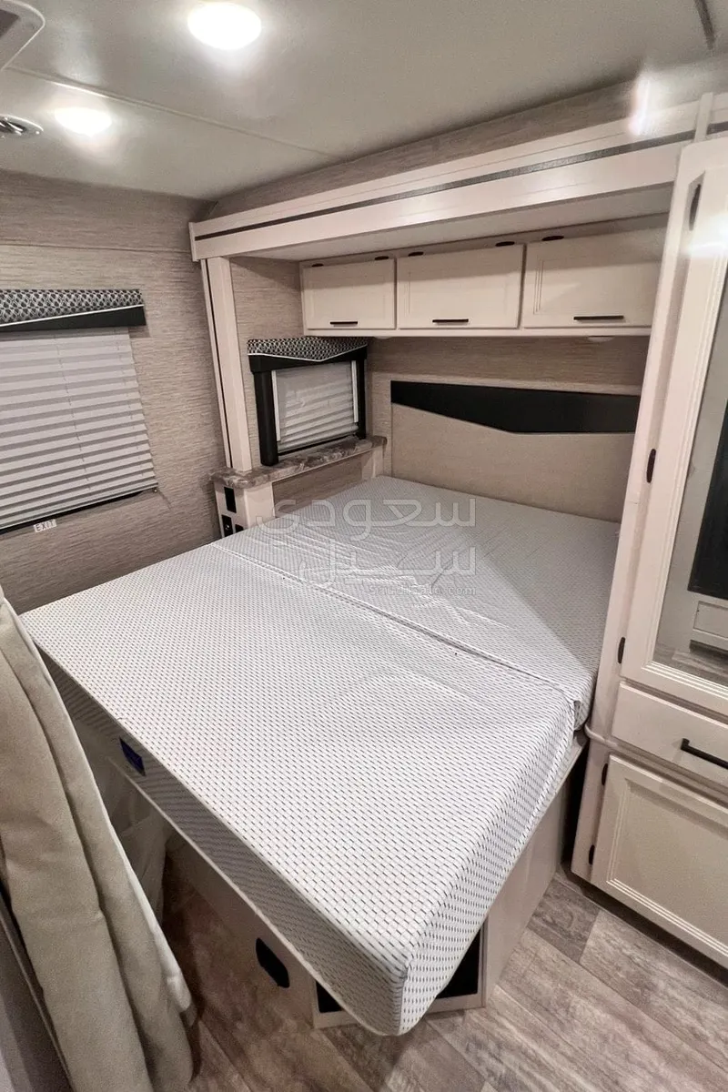 2023 فورد موتر هوم كارافان