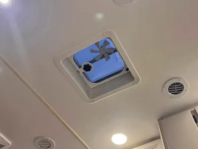 2023 فورد موتر هوم كارافان