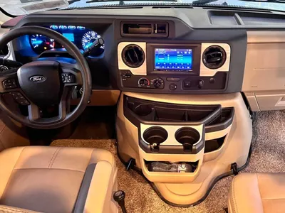 2023 فورد موتر هوم كارافان