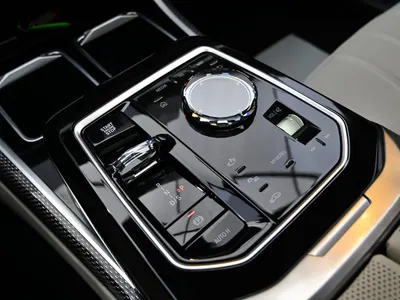 2026 بي ام دبليو الفئة السابعة 735أي