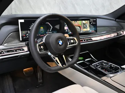 2026 بي ام دبليو الفئة السابعة 735أي