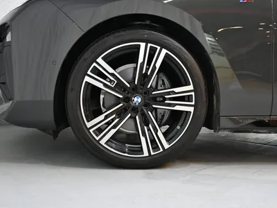 2026 بي ام دبليو الفئة السابعة 735أي